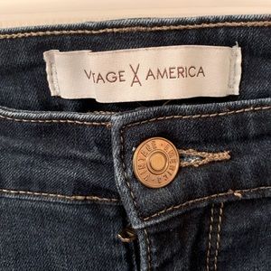 Size 14, Vintage X America, rolled cuff, boyfriend jeans.